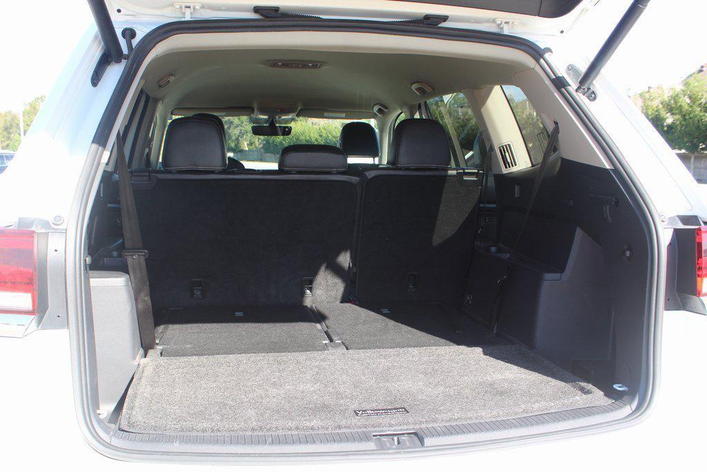 used 2022 Volkswagen Atlas car, priced at $25,999