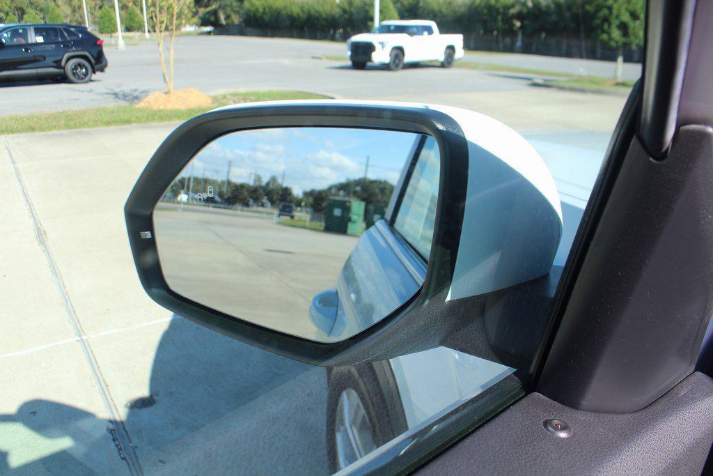 used 2022 Volkswagen Atlas car, priced at $25,999