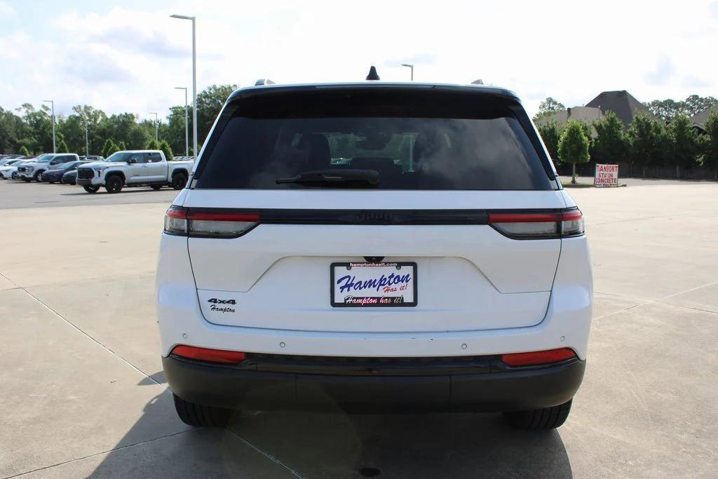 used 2023 Jeep Grand Cherokee car, priced at $27,795