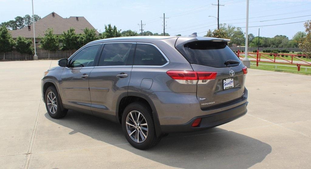 used 2019 Toyota Highlander car, priced at $28,255