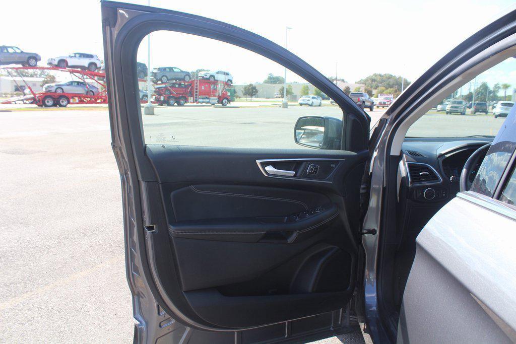 used 2024 Ford Edge car, priced at $27,999