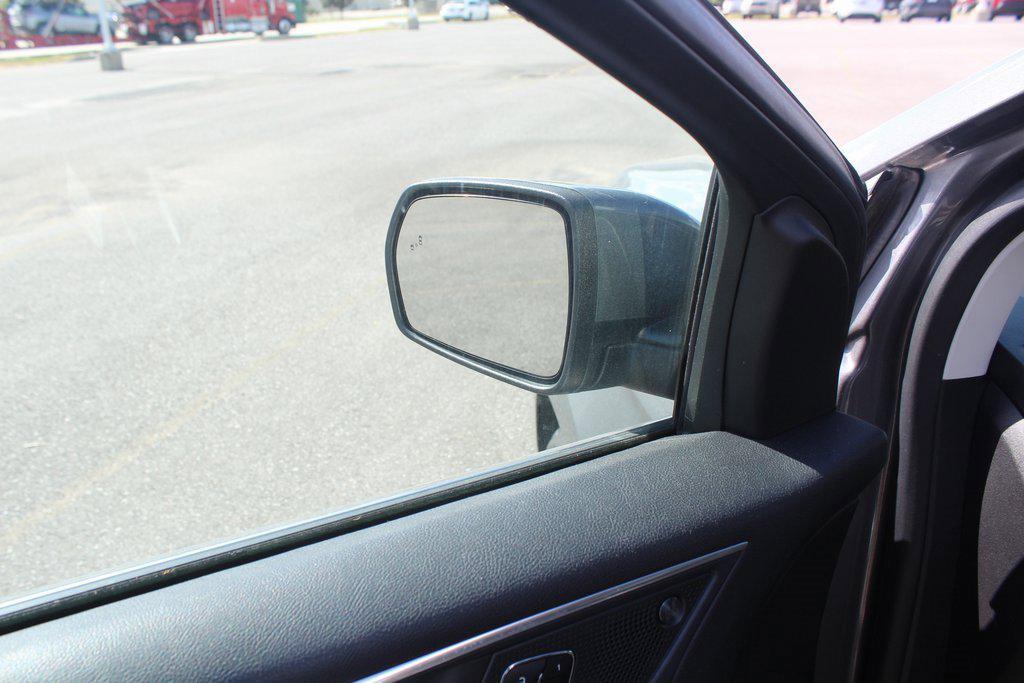 used 2024 Ford Edge car, priced at $27,999
