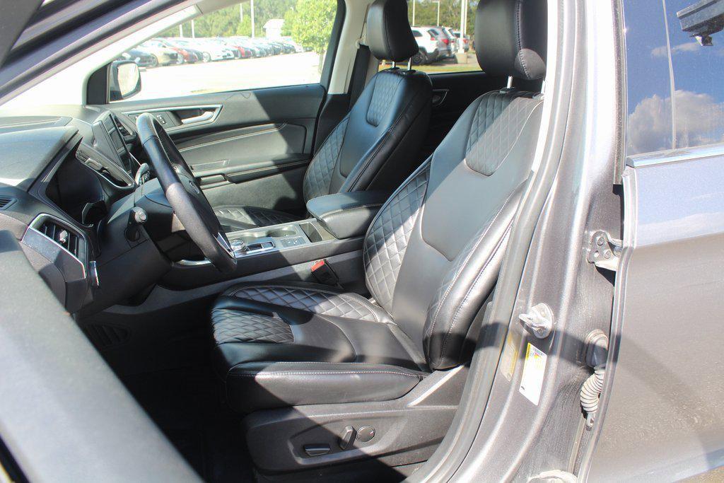 used 2024 Ford Edge car, priced at $27,999