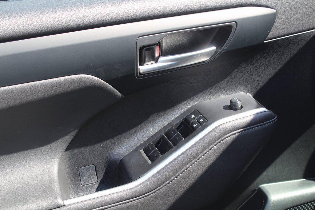 used 2023 Toyota Highlander car, priced at $35,495