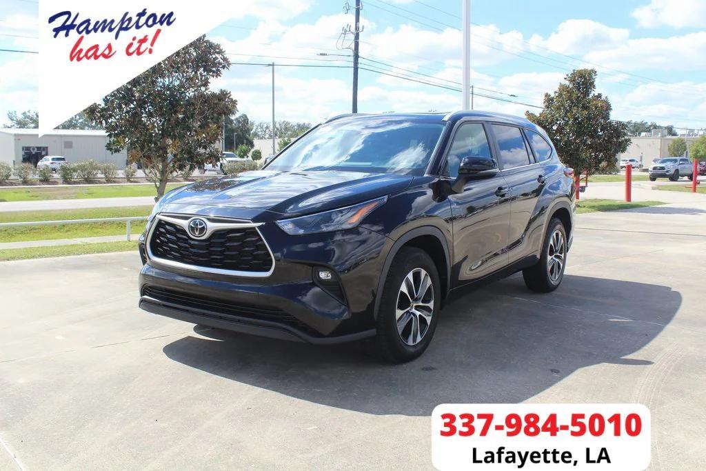 used 2023 Toyota Highlander car, priced at $35,495