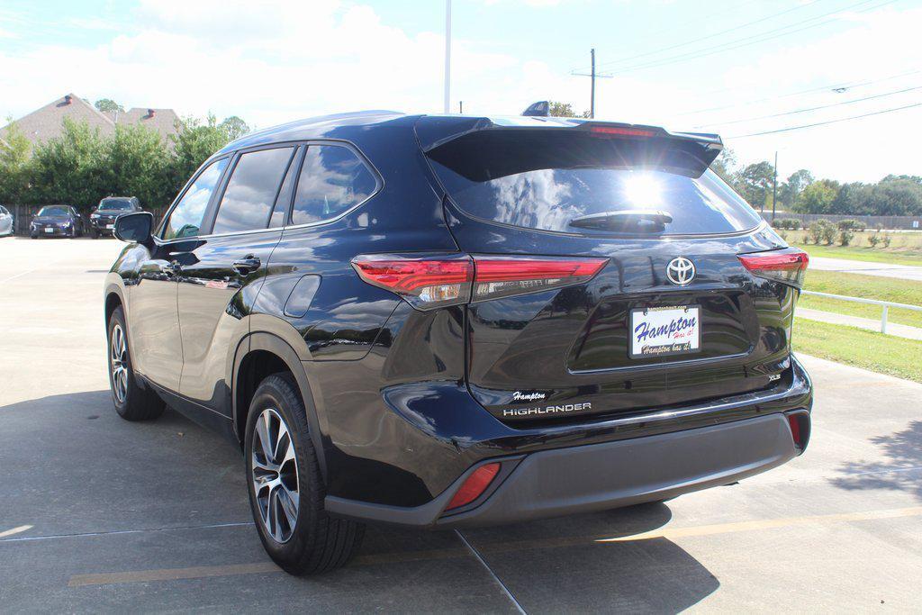 used 2023 Toyota Highlander car, priced at $35,495