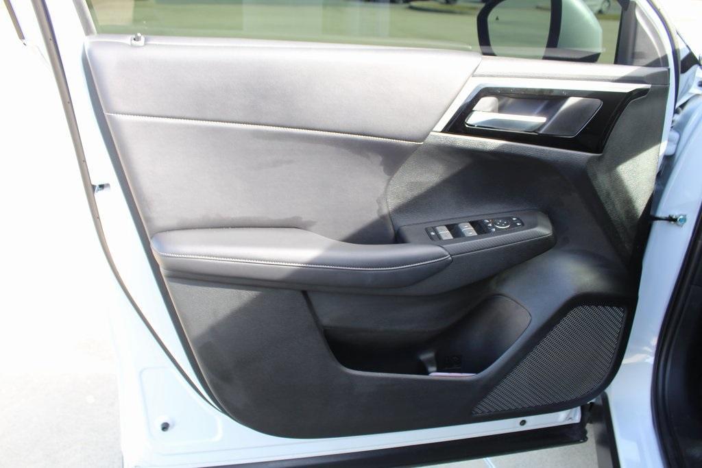 used 2023 Mitsubishi Outlander PHEV car, priced at $36,795