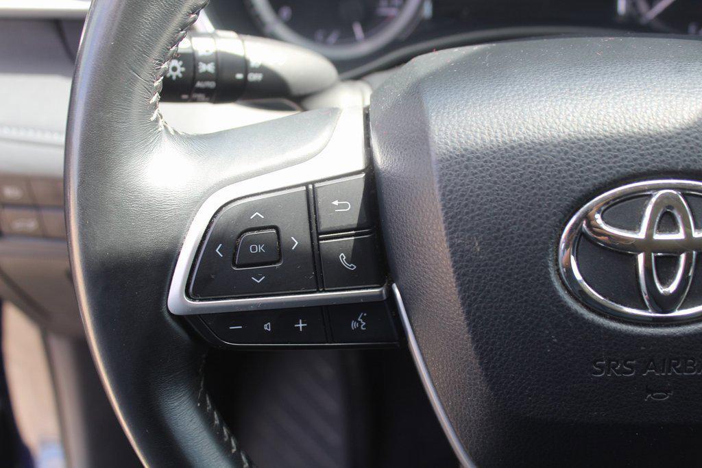 used 2023 Toyota Highlander car, priced at $37,995
