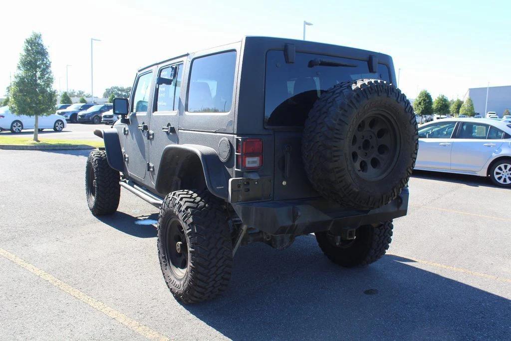 used 2013 Jeep Wrangler Unlimited car, priced at $12,000