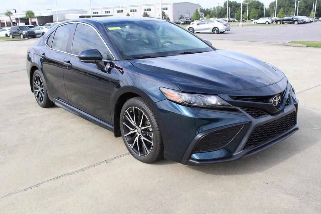 used 2021 Toyota Camry car, priced at $25,499