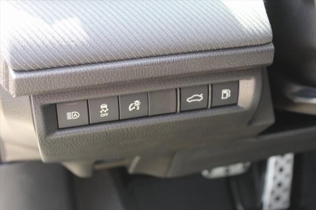 new 2025 Toyota Camry car, priced at $34,285