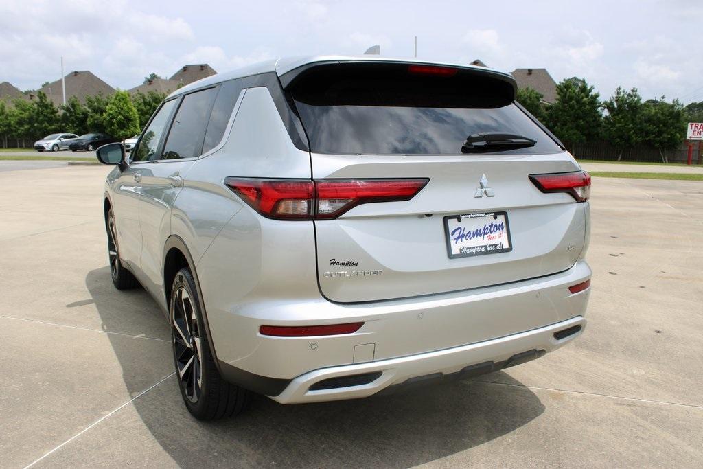 used 2024 Mitsubishi Outlander car, priced at $23,995