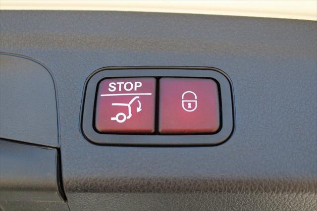 used 2024 Mercedes-Benz GLE 350 car, priced at $53,995