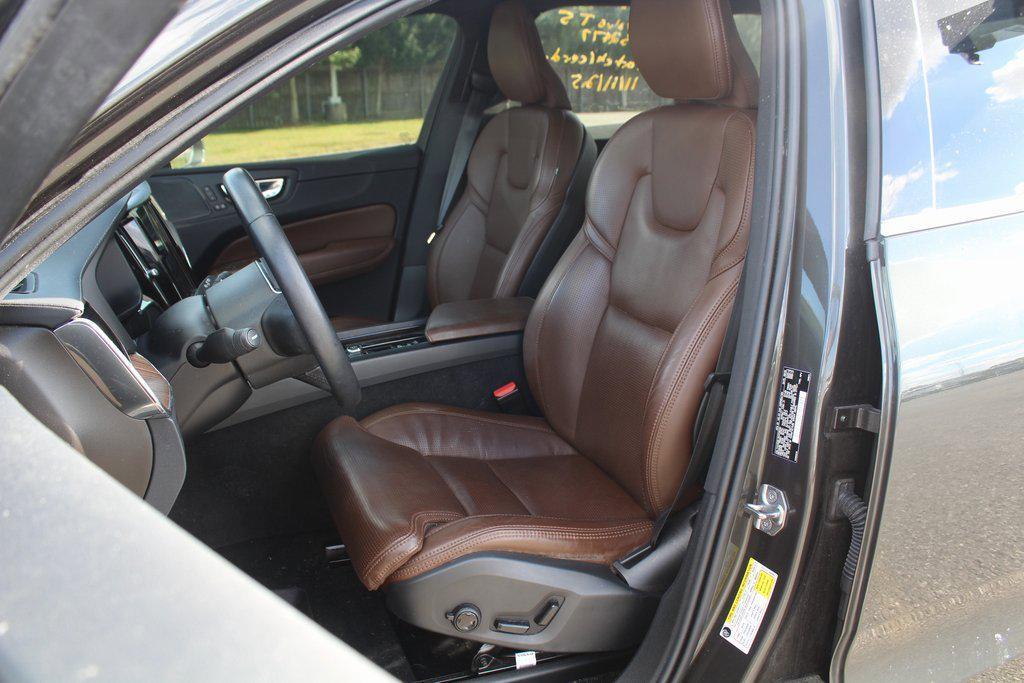 used 2021 Volvo XC60 car, priced at $27,995