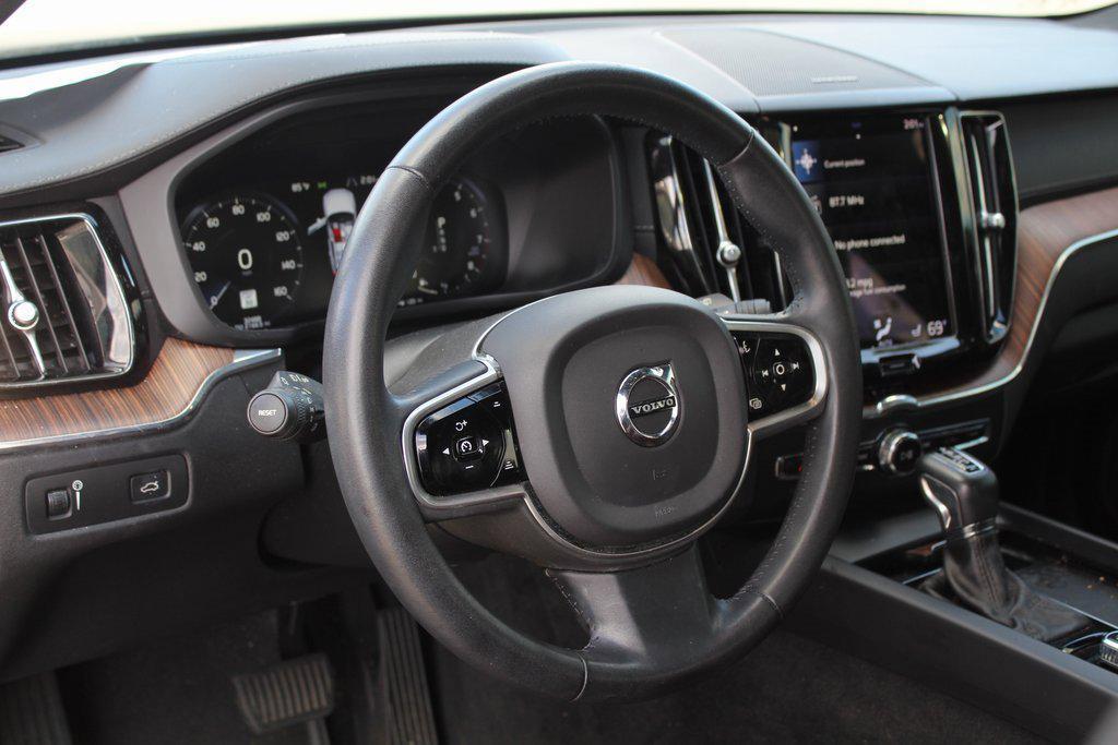 used 2021 Volvo XC60 car, priced at $27,995