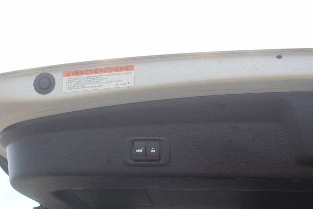 used 2024 Mitsubishi Outlander car, priced at $25,999