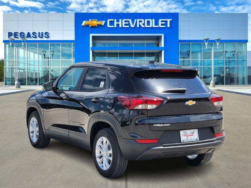 new 2026 Chevrolet TrailBlazer car, priced at $23,975