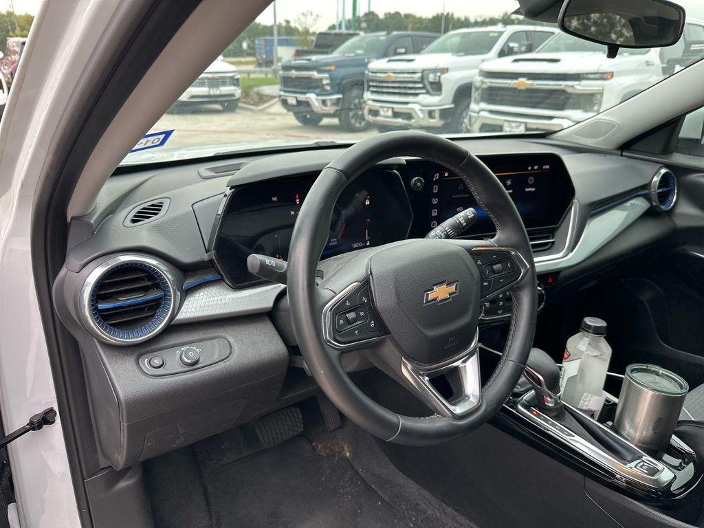 used 2024 Chevrolet Trax car, priced at $21,969