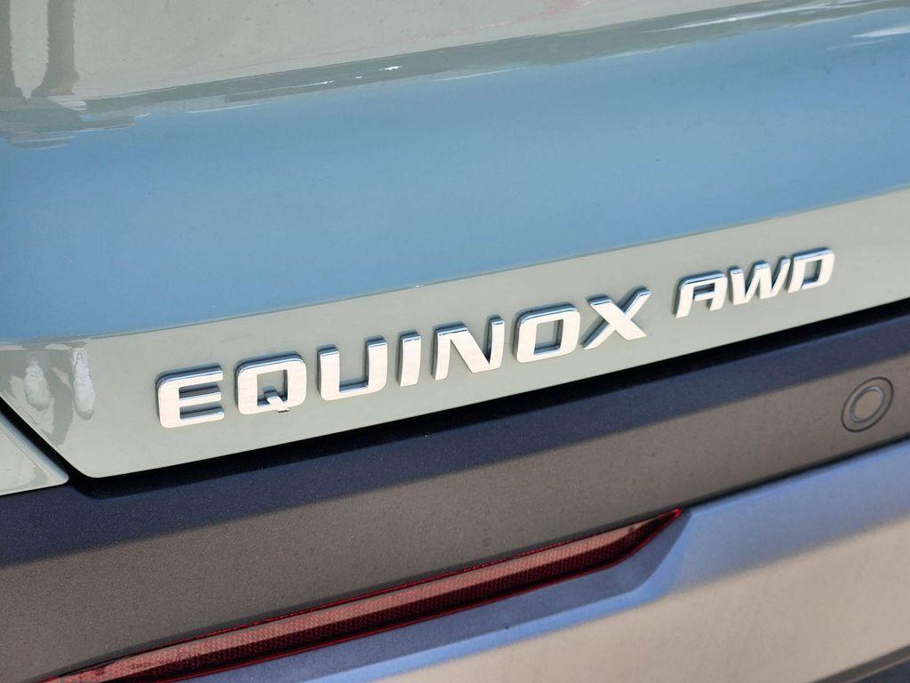 new 2026 Chevrolet Equinox car, priced at $33,925