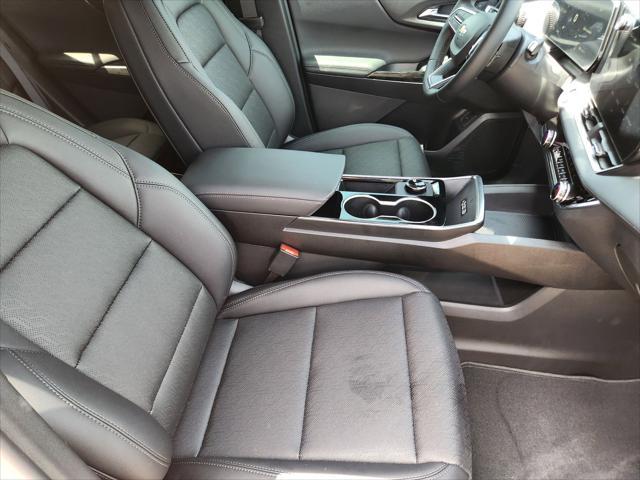 new 2026 Chevrolet Equinox car, priced at $36,025