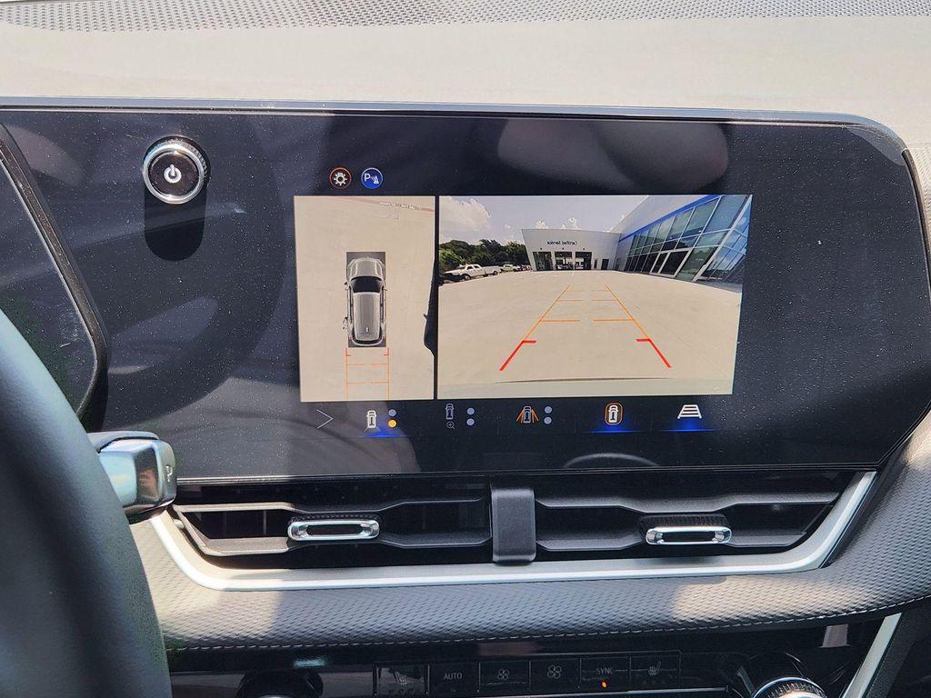 new 2026 Chevrolet Equinox car, priced at $33,925