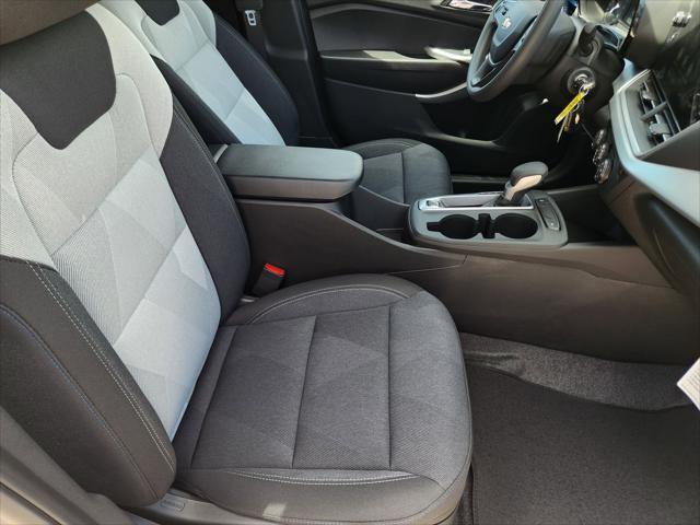 new 2025 Chevrolet Trax car, priced at $23,285