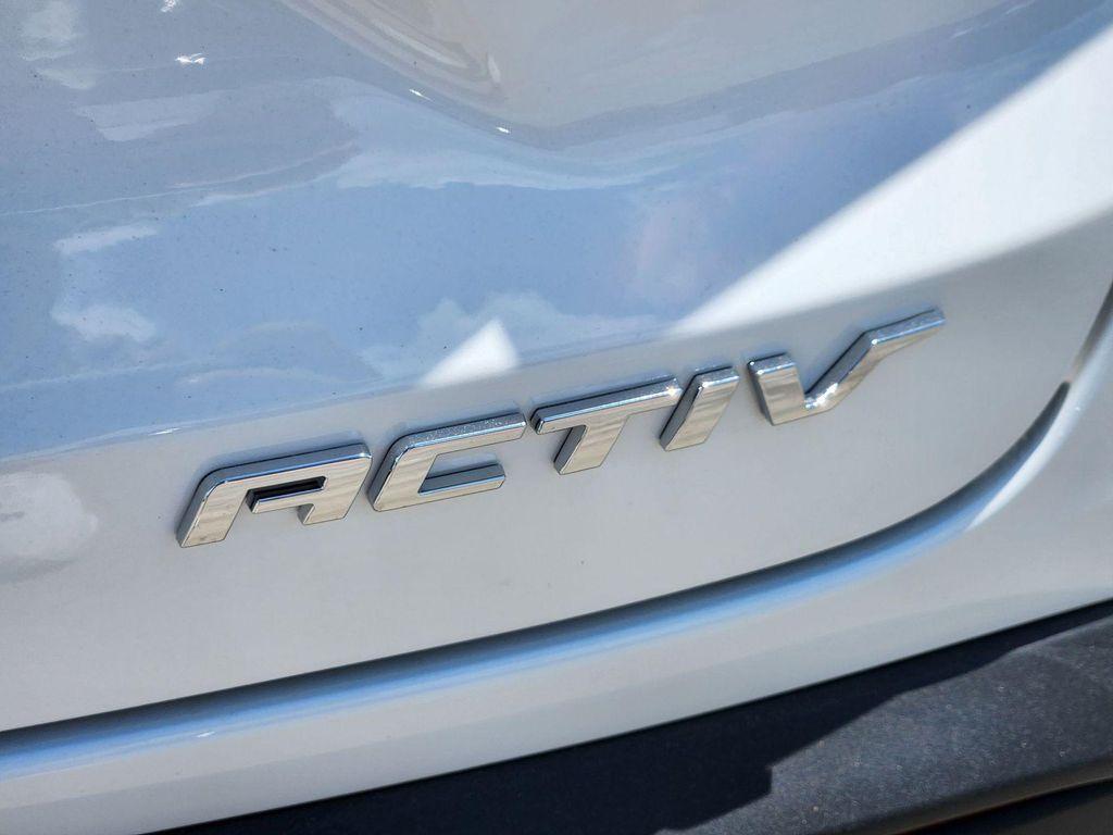new 2025 Chevrolet Trax car, priced at $26,690