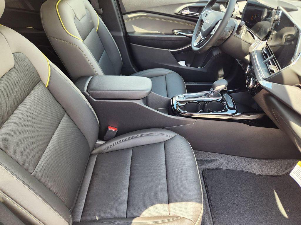 new 2025 Chevrolet Trax car, priced at $26,690