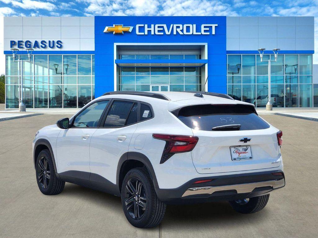 new 2025 Chevrolet Trax car, priced at $26,690
