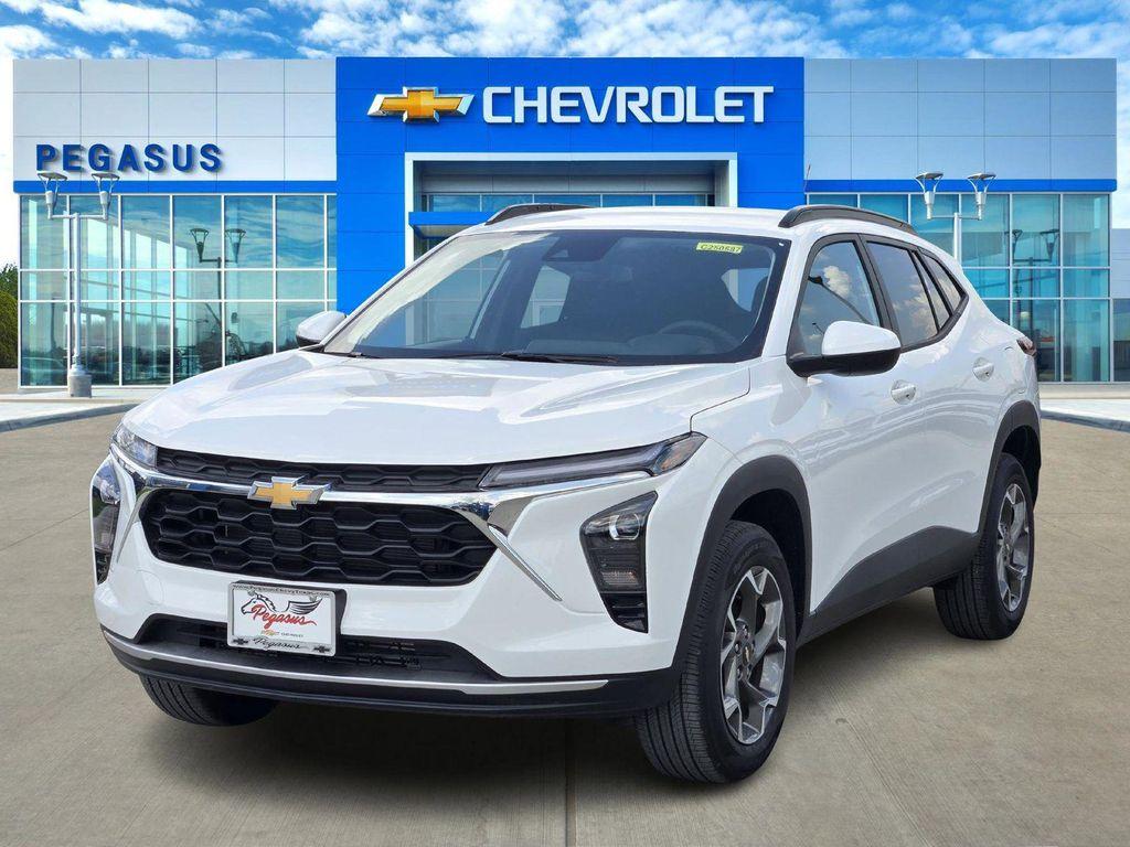 new 2025 Chevrolet Trax car, priced at $23,987