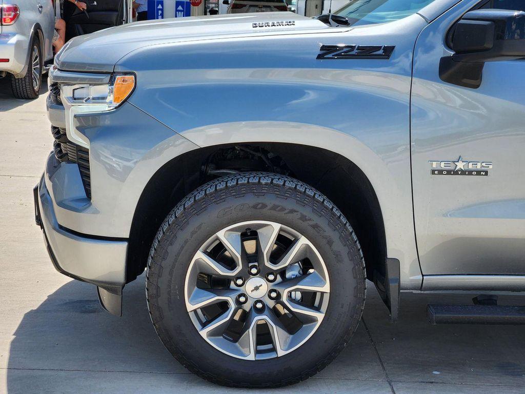 new 2025 Chevrolet Silverado 1500 car, priced at $62,015
