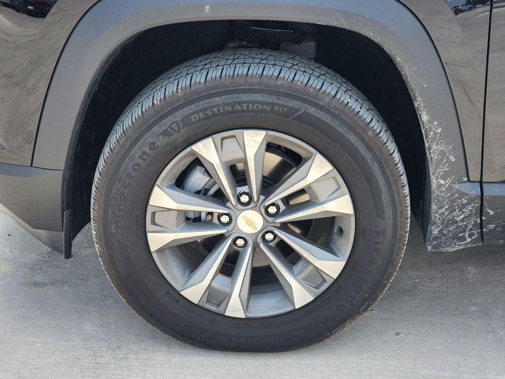 new 2026 Chevrolet Equinox car, priced at $29,040