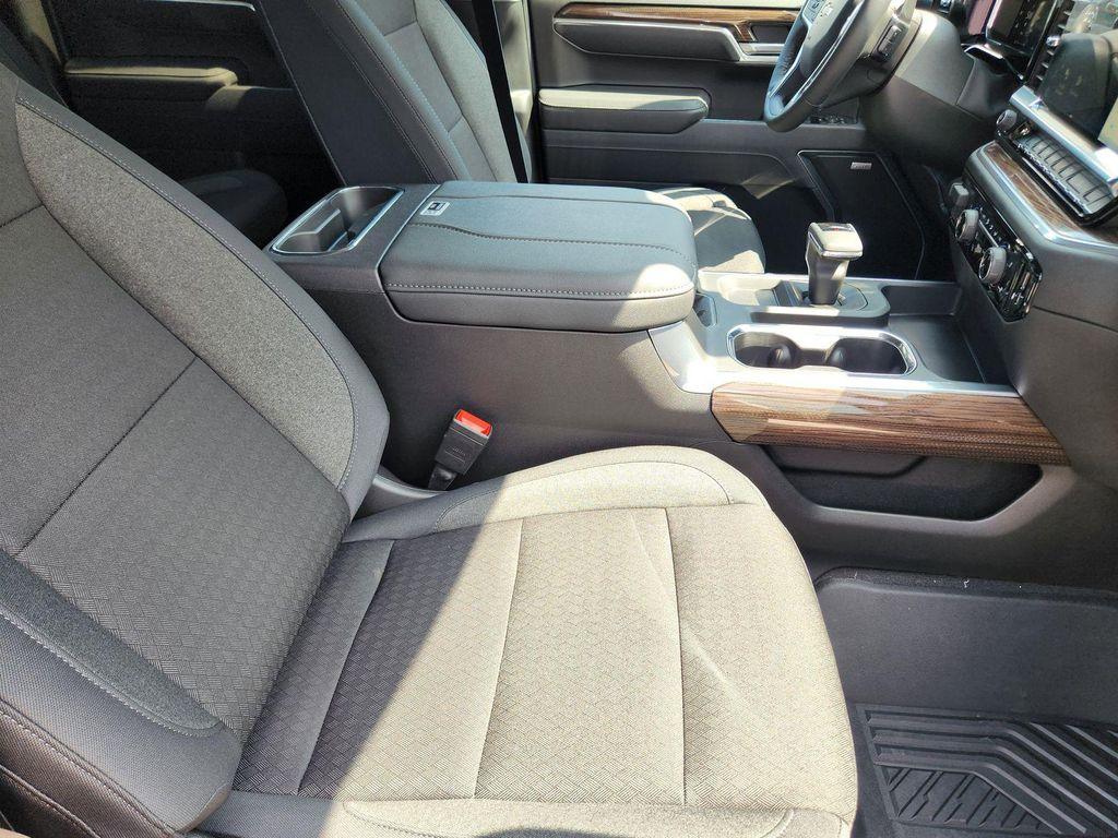 new 2026 Chevrolet Silverado 1500 car, priced at $68,580