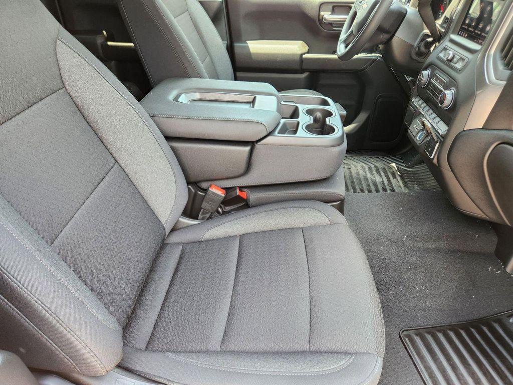 new 2025 Chevrolet Silverado 1500 car, priced at $43,369