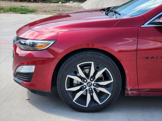 new 2025 Chevrolet Malibu car, priced at $27,211