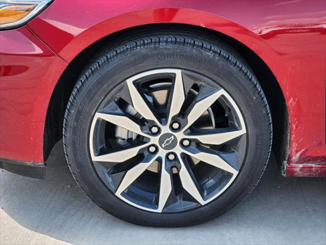 new 2025 Chevrolet Malibu car, priced at $27,211