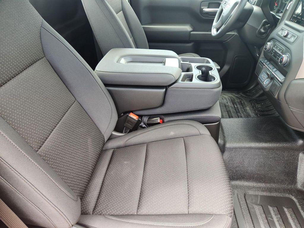 new 2025 Chevrolet Silverado 1500 car, priced at $46,810