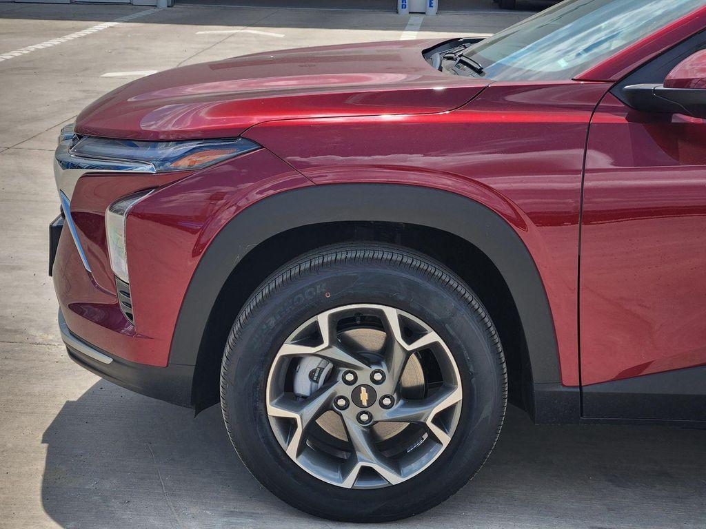 new 2025 Chevrolet Trax car, priced at $25,735