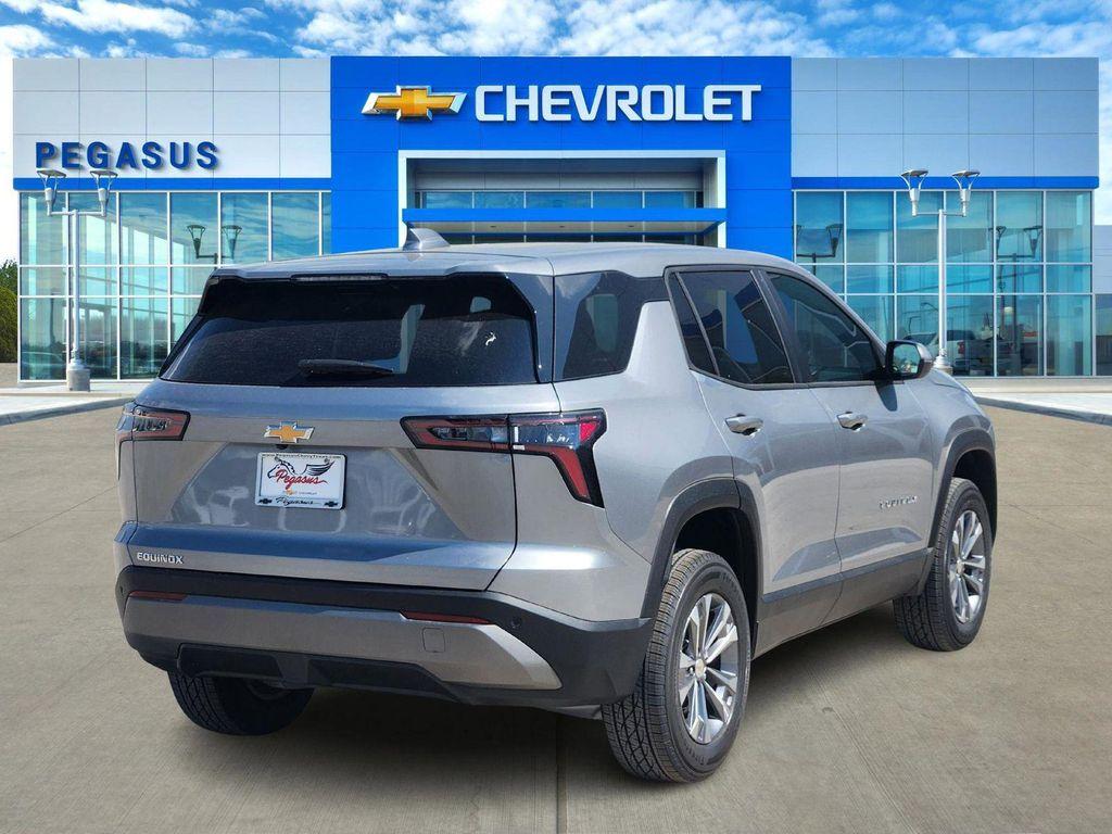 new 2026 Chevrolet Equinox car, priced at $30,495