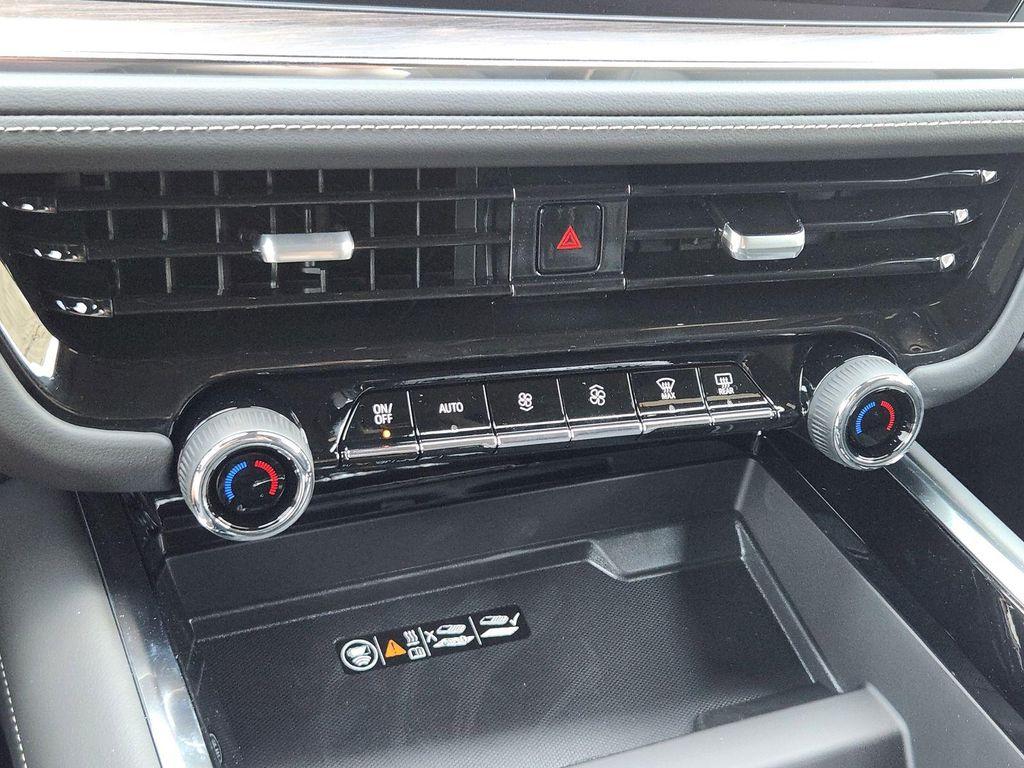 new 2025 Chevrolet Suburban car, priced at $84,995