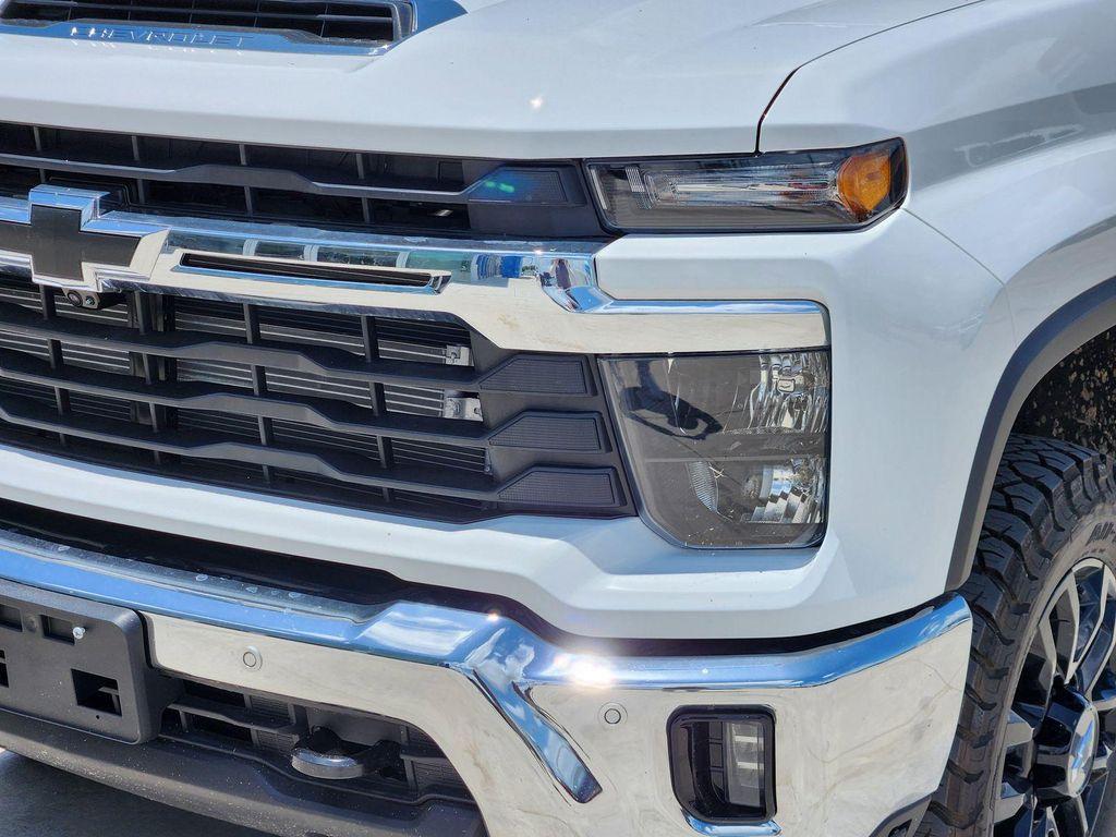 new 2025 Chevrolet Silverado 2500 car, priced at $73,430
