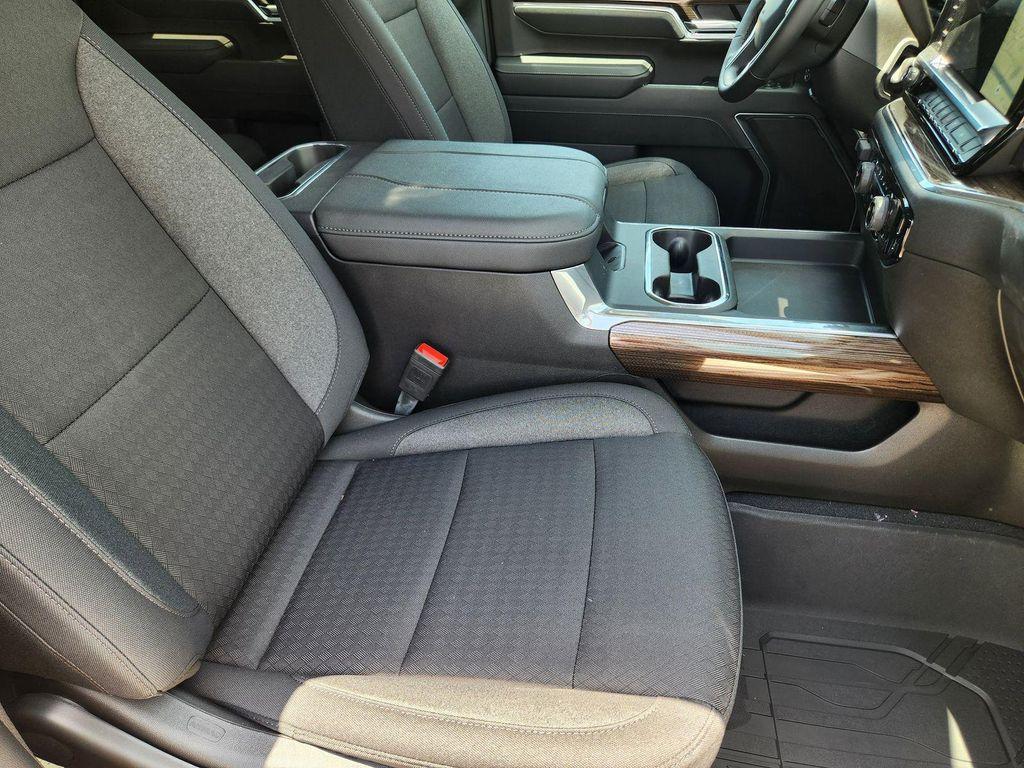 new 2025 Chevrolet Silverado 2500 car, priced at $73,430