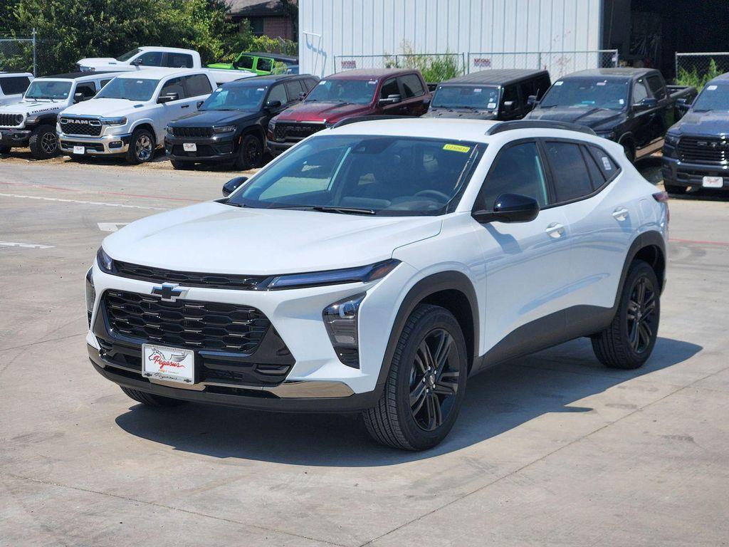 new 2025 Chevrolet Trax car, priced at $26,690