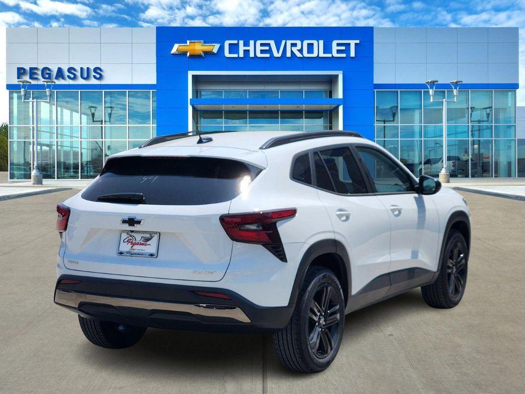 new 2025 Chevrolet Trax car, priced at $26,690