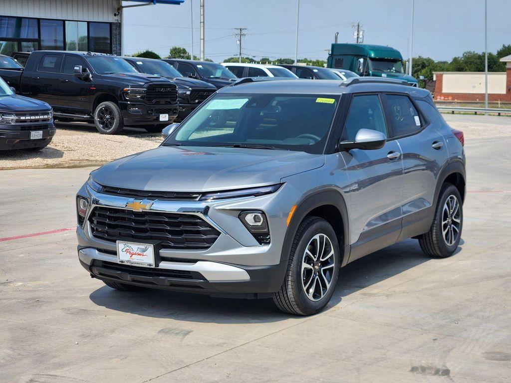 new 2026 Chevrolet TrailBlazer car, priced at $29,270