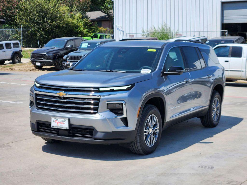 new 2026 Chevrolet Traverse car, priced at $44,920