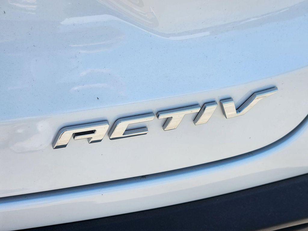 new 2025 Chevrolet Trax car, priced at $26,690