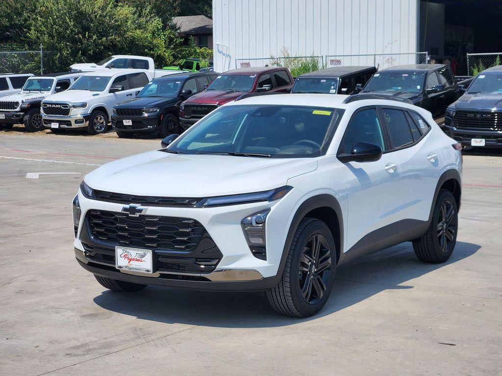 new 2025 Chevrolet Trax car, priced at $26,690