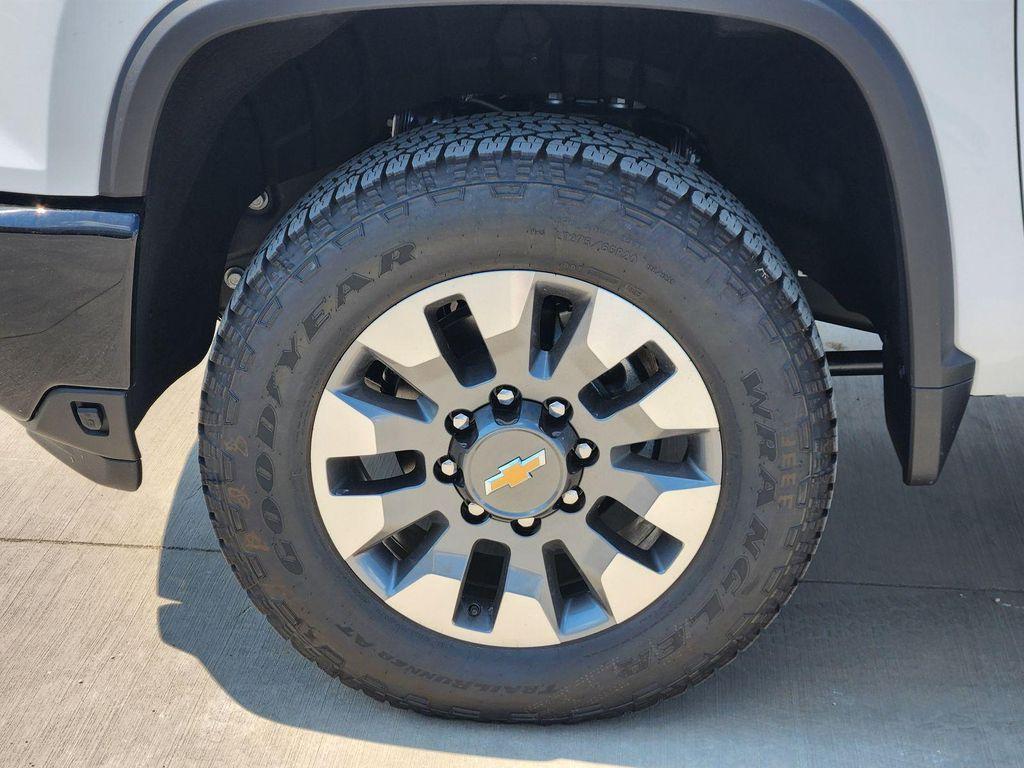 new 2025 Chevrolet Silverado 2500 car, priced at $64,990