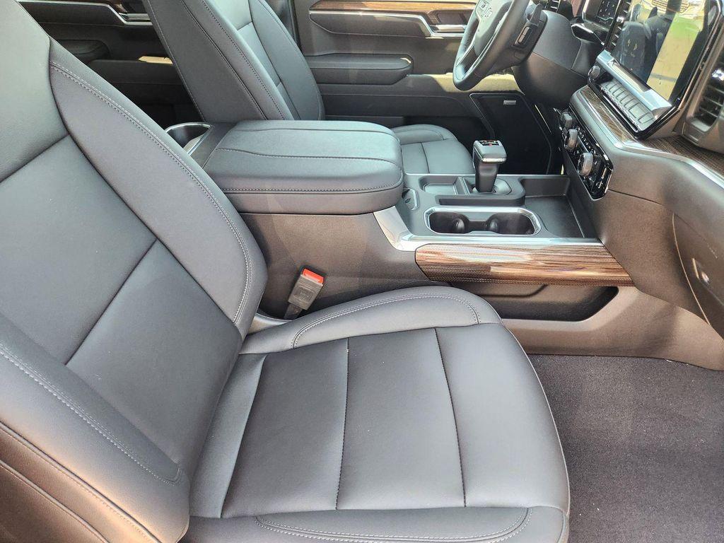 new 2025 Chevrolet Silverado 1500 car, priced at $57,554
